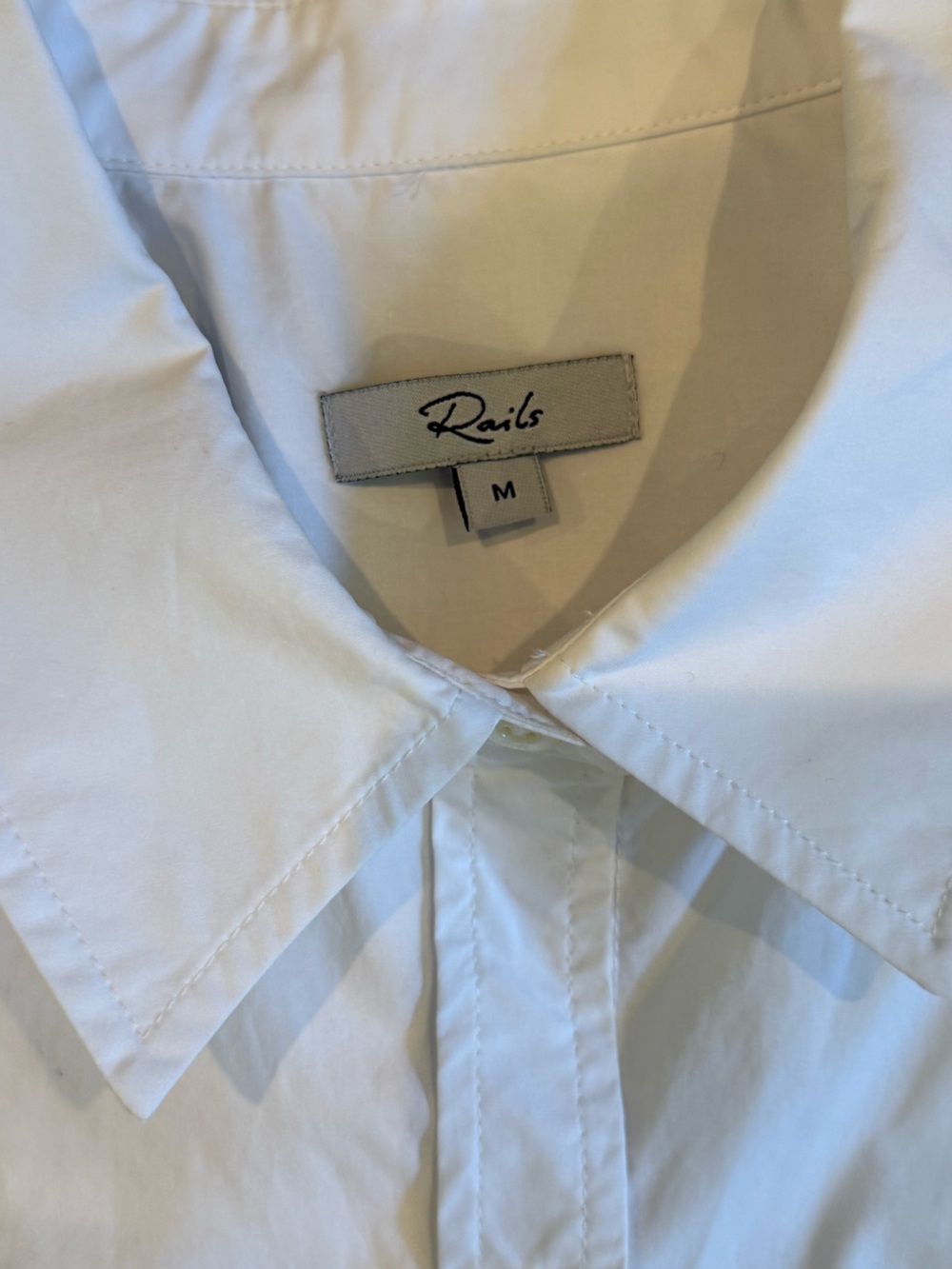 Rails Cropped Classic White Button-Down - Picture 7 of 7